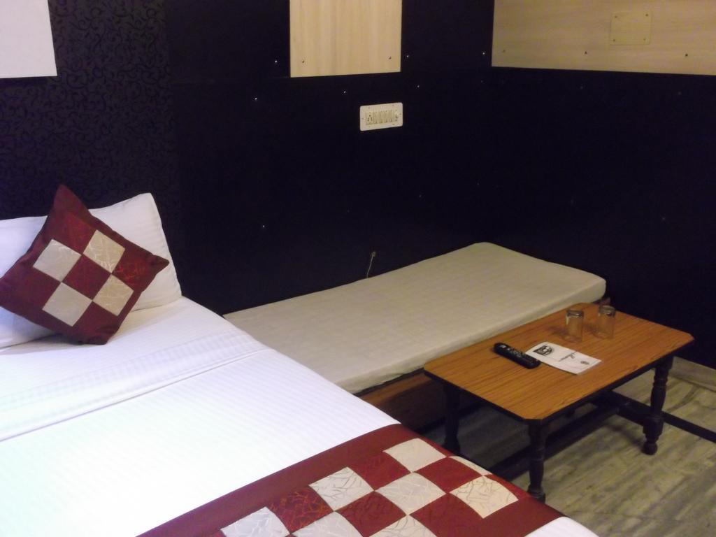 Hotel Abhineet Palace Divisione di Divisione di Jaipur Esterno foto