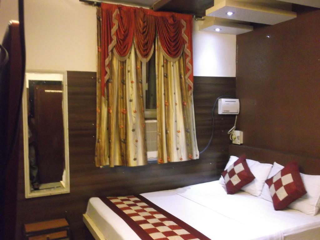 Hotel Abhineet Palace Divisione di Divisione di Jaipur Esterno foto