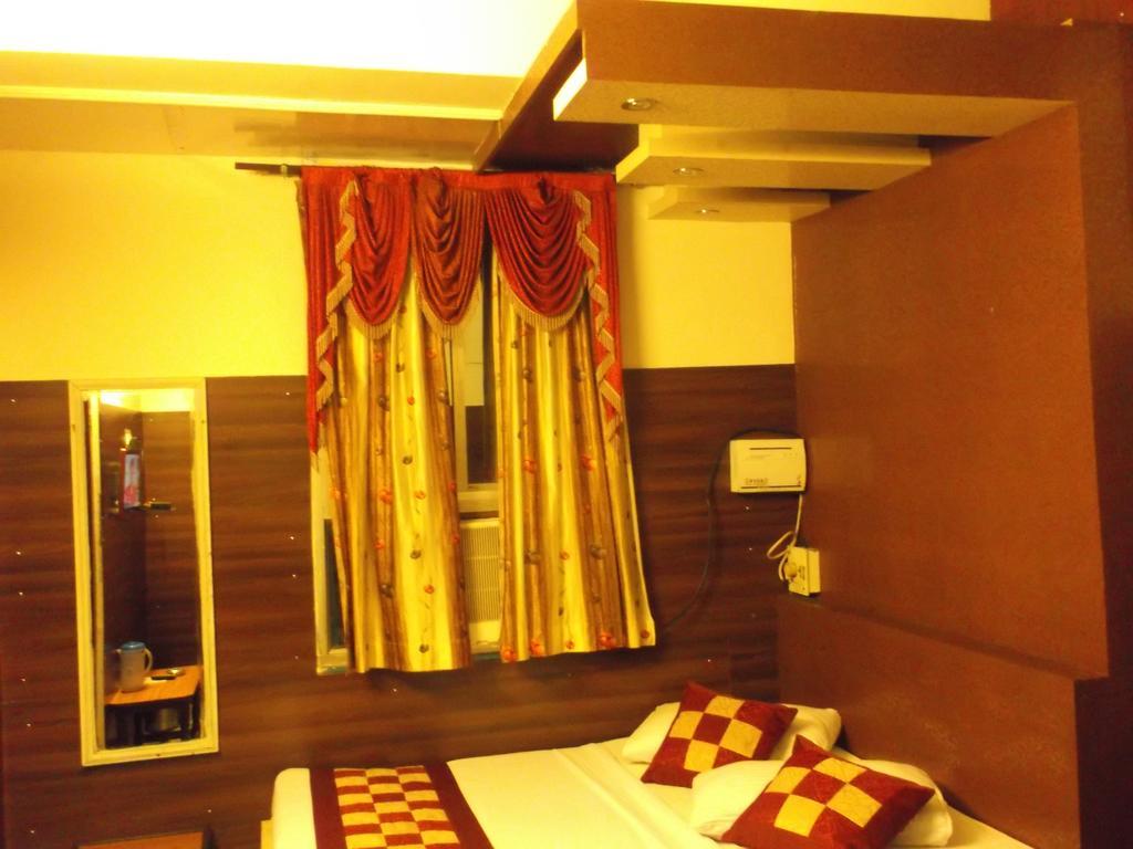 Hotel Abhineet Palace Divisione di Divisione di Jaipur Esterno foto