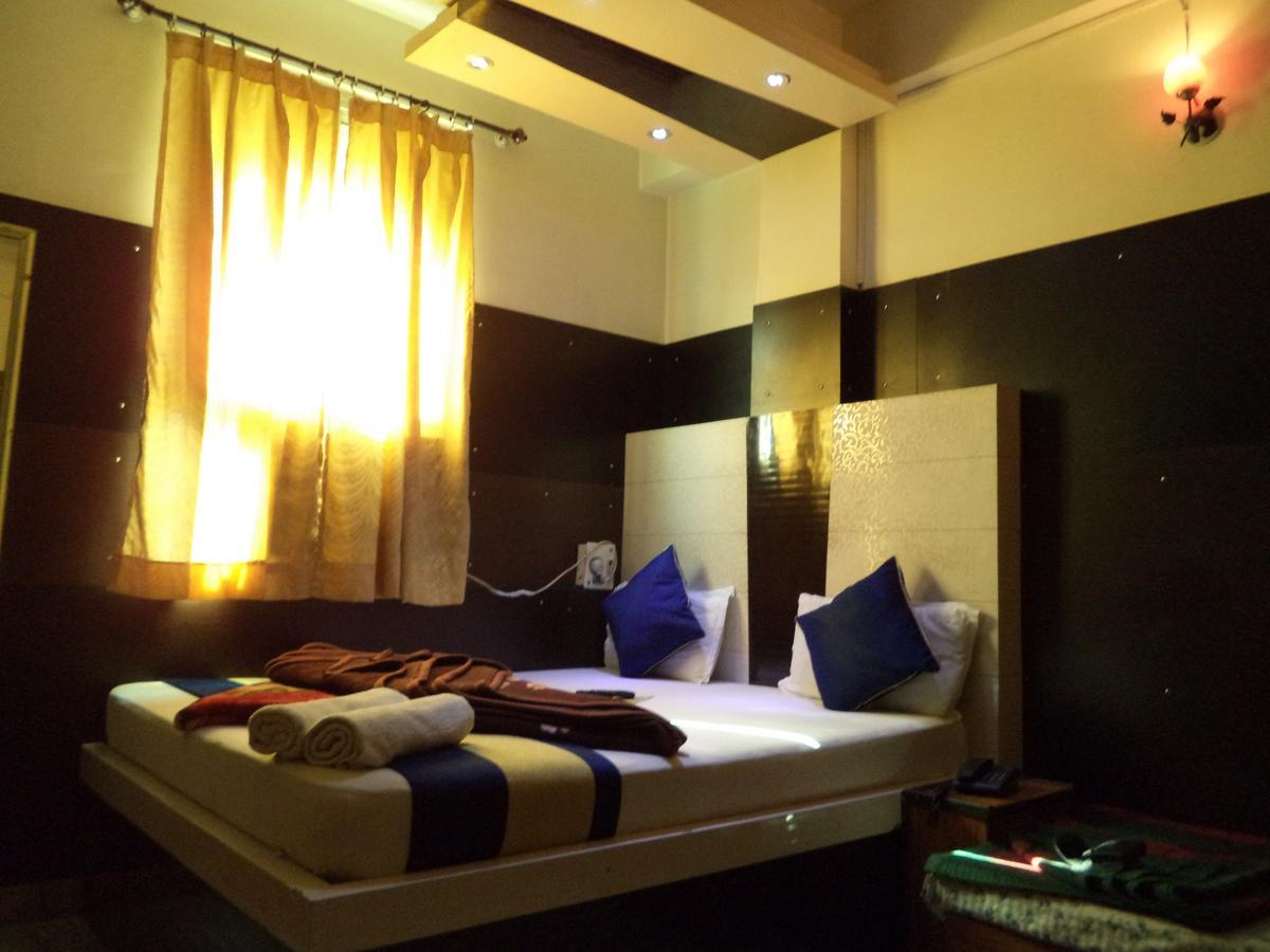 Hotel Abhineet Palace Divisione di Divisione di Jaipur Esterno foto