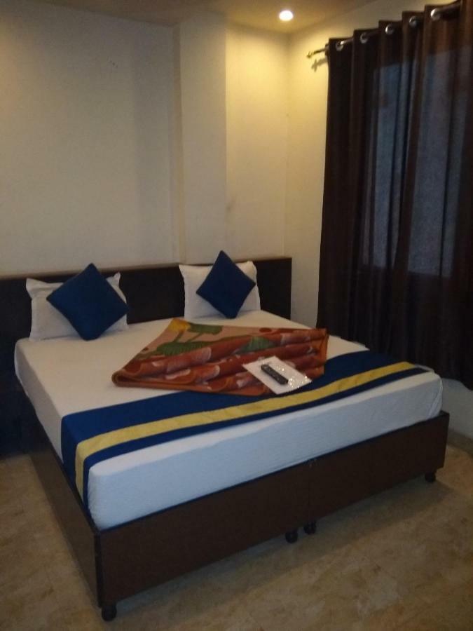 Hotel Abhineet Palace Divisione di Divisione di Jaipur Esterno foto